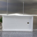 Load image into Gallery viewer, Acrylic shower tray Resin and fiberglass Three tile flanges Right Side